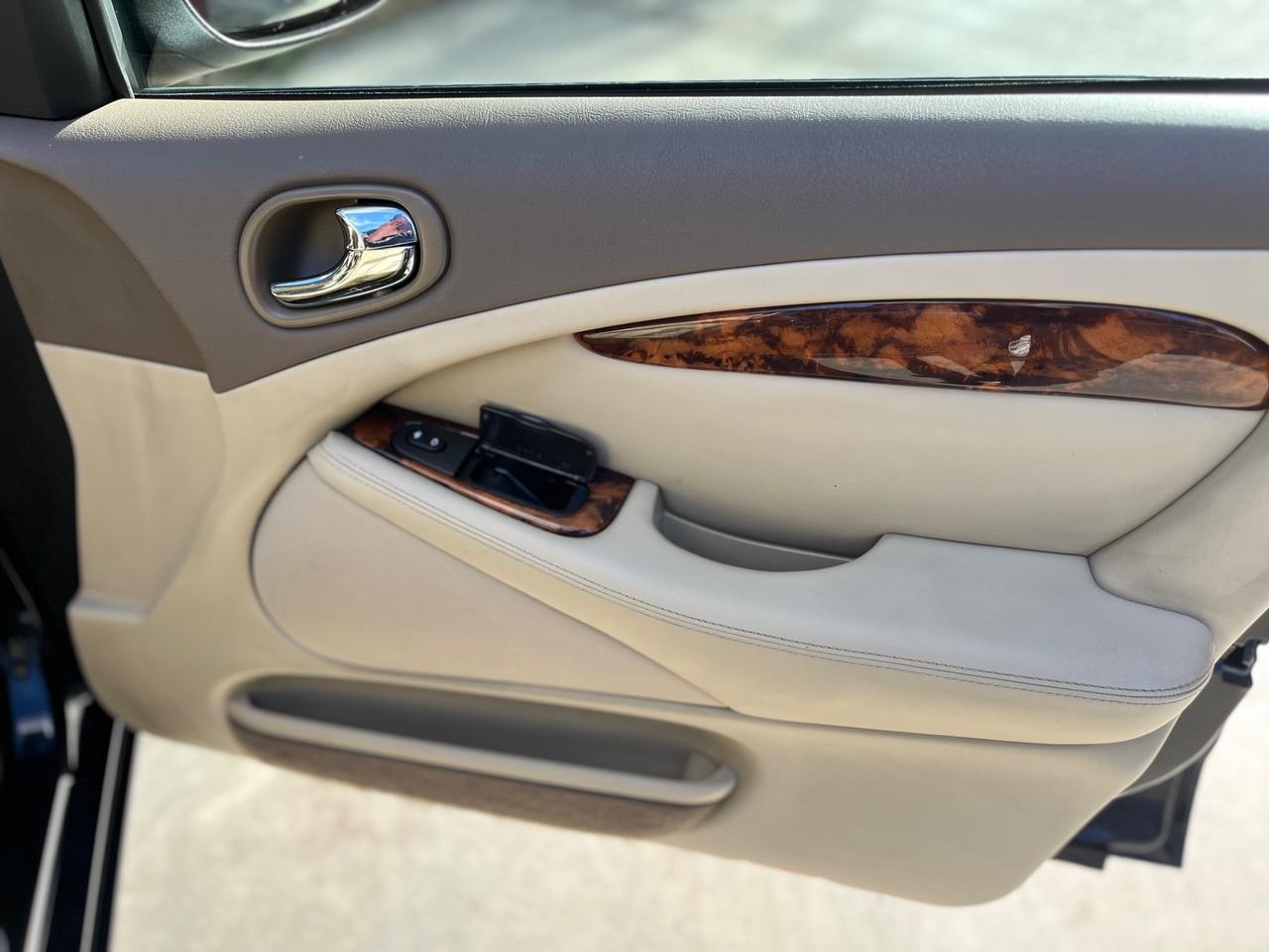 Jaguar S-Type II 2.7d V6 207cv EXECUTIVE AUTO