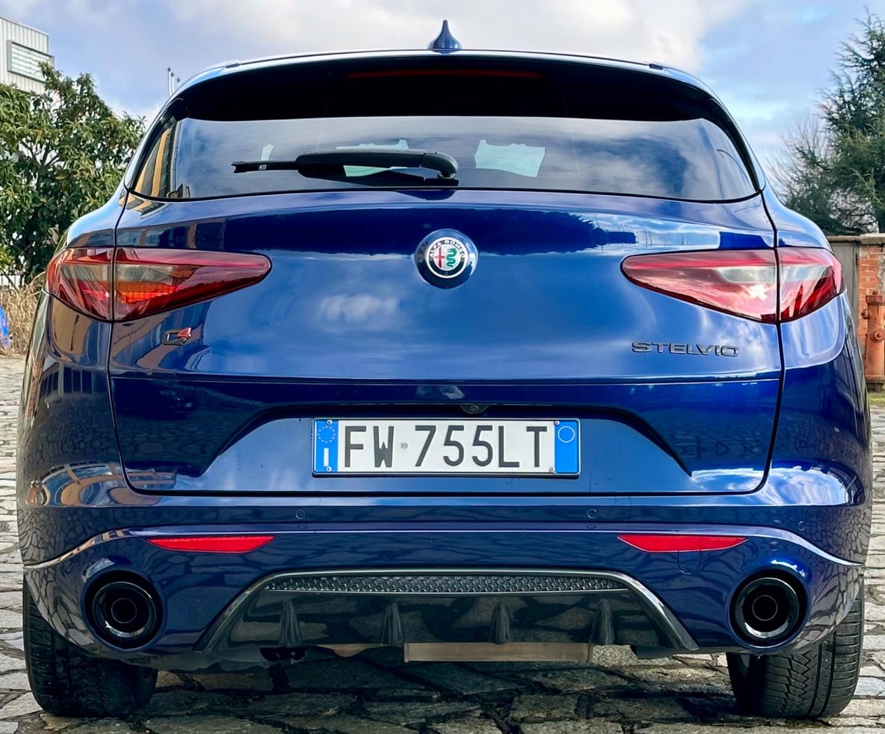 Alfa Romeo Stelvio 2.2 Turbodiesel 210 CV AT8 Q4 Executive Veloce