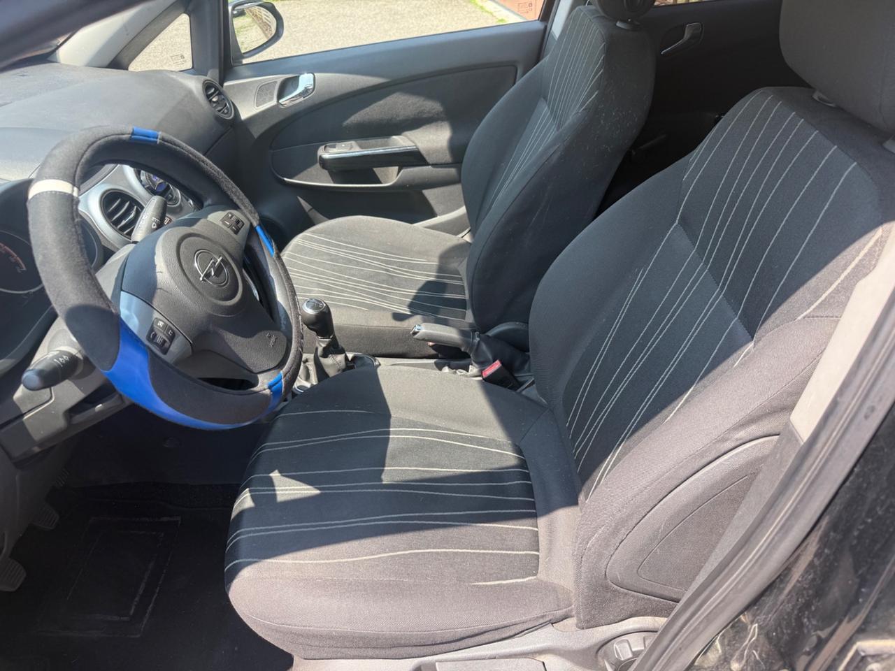 Opel Corsa 1.2 5 porte Club