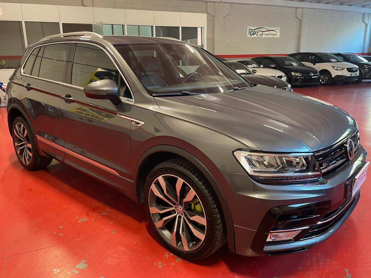 Volkswagen Tiguan 2.0 BiTDI SCR DSG 4MOTION Executive R-Line BMT