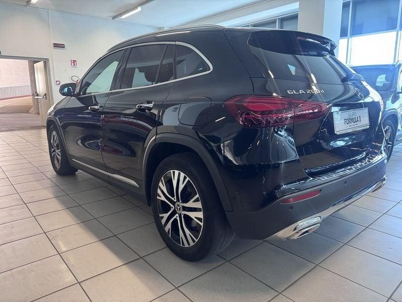 Mercedes-Benz GLA GLA 200 d Progressive Advanced Plus