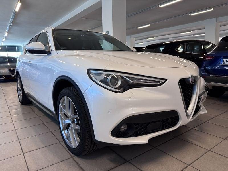 Alfa Romeo Stelvio 2.2 Turbo Diesel 210CV AT8 Q4 TI
