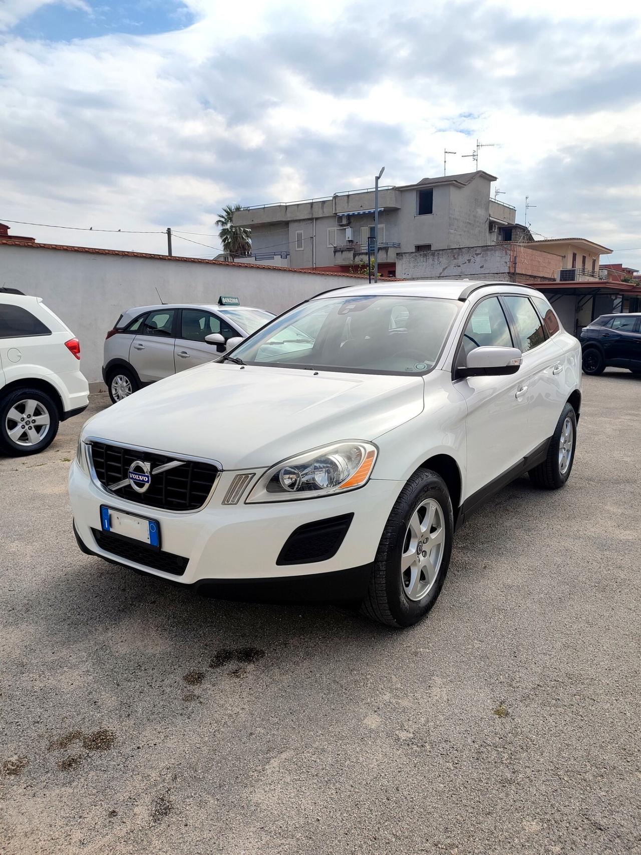 Volvo XC 60 XC60 D4 Momentum