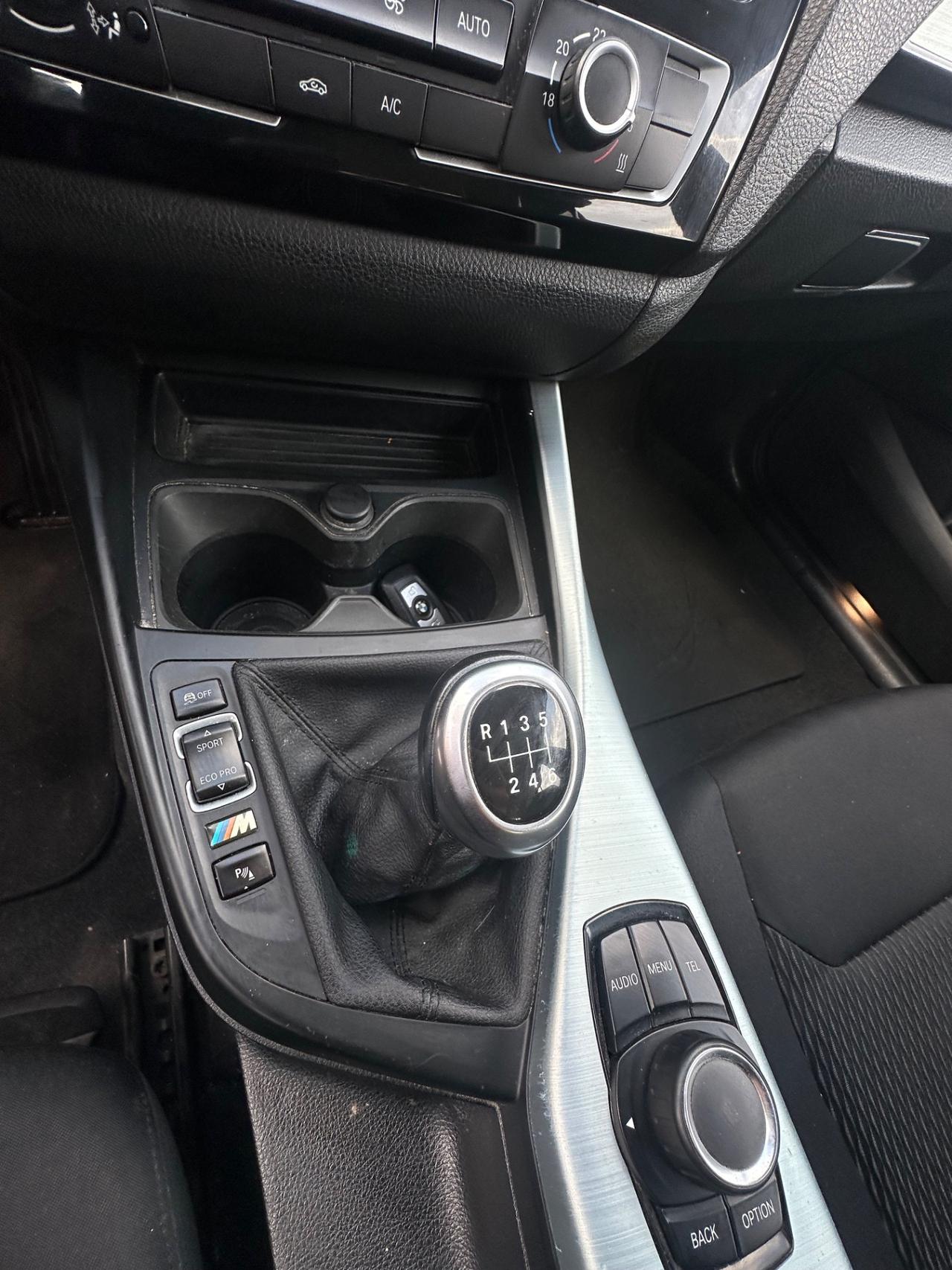 Bmw 116 116d 5p. Urban