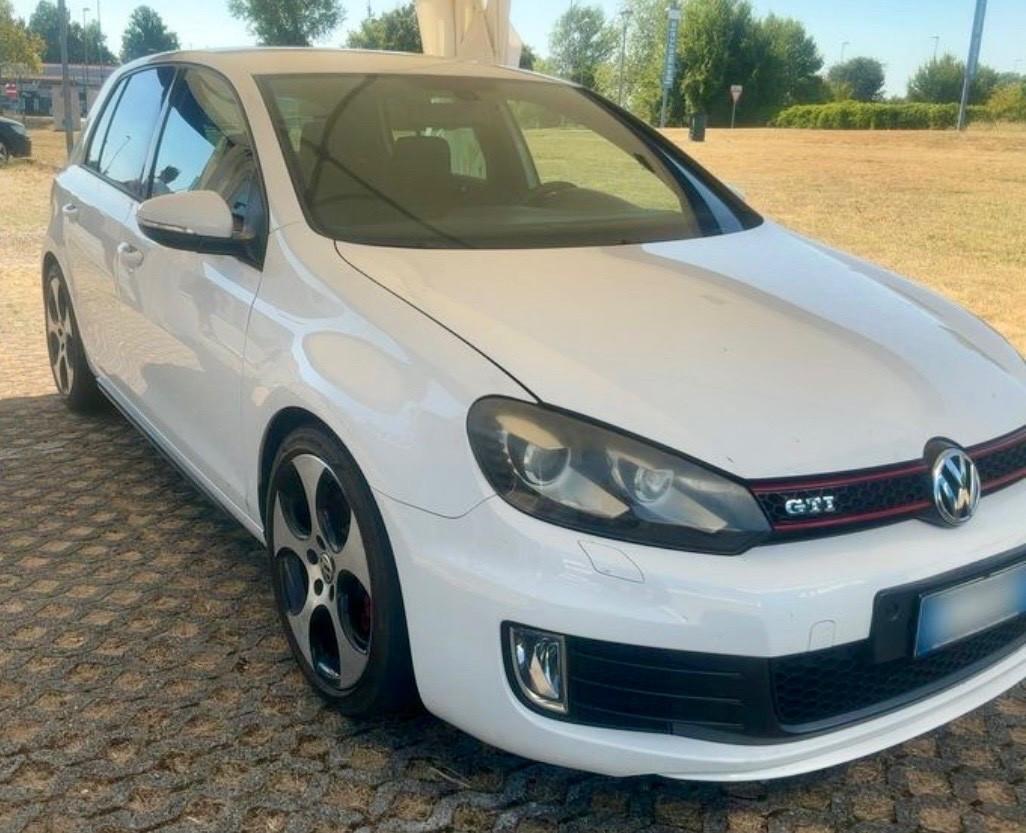Volkswagen Golf GTI UNICO PROPRIETARIO - 2011