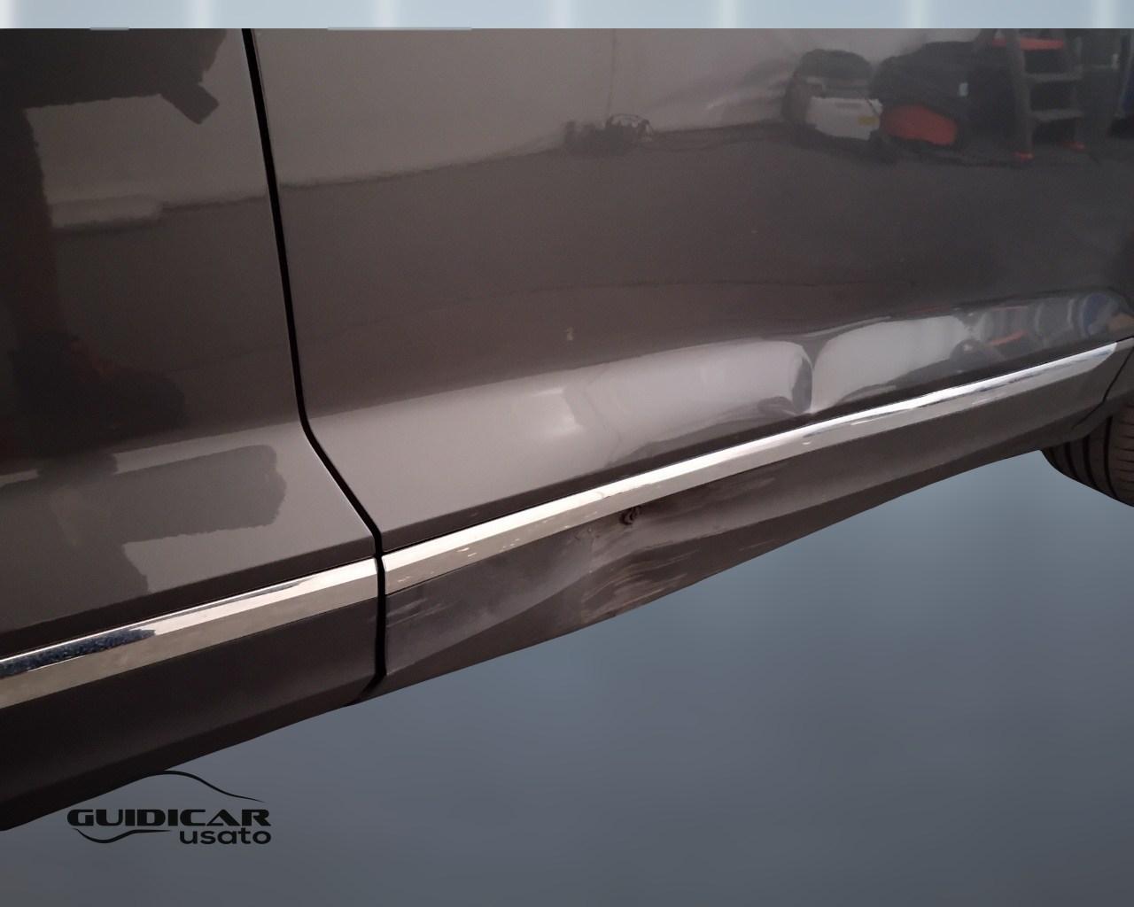 VOLKSWAGEN T-Roc I 2022 - T-Roc 1.0 tsi Style 110cv