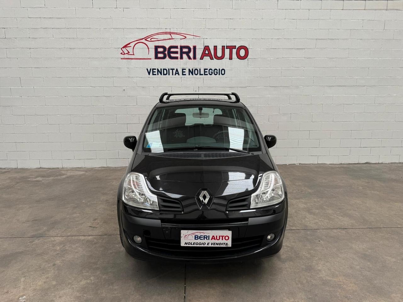 Renault Modus adatta neopatentati