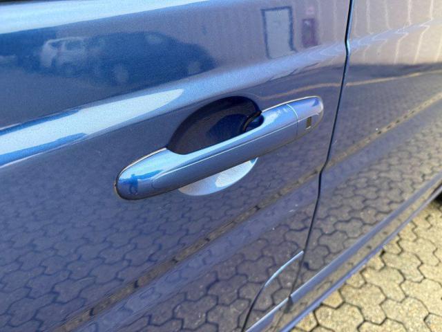 MERCEDES-BENZ Viano 3.5 Ambiente *VIP BUS *Petrol * FIRST CLASS