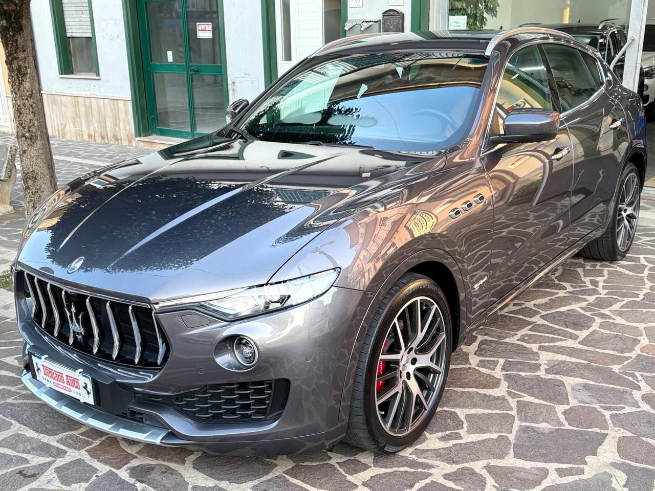 Maserati Levante 275CV Q4 Gransport GRIGIO MARATEA