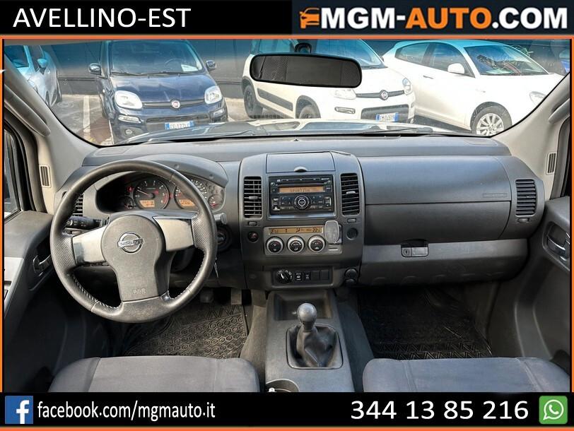 Nissan Navara 2.5 dCi 4 porte Double Cab XE pick-up