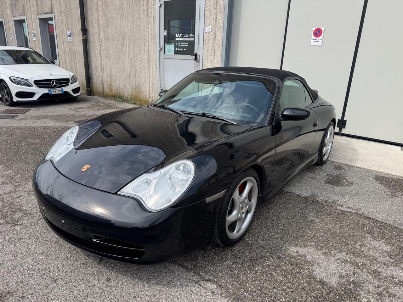 Porsche 911 Carrera Cabriolet