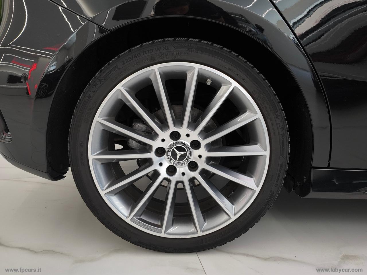 MERCEDES-BENZ A 180 d Automatic Premium AMG TETTO APRIB.
