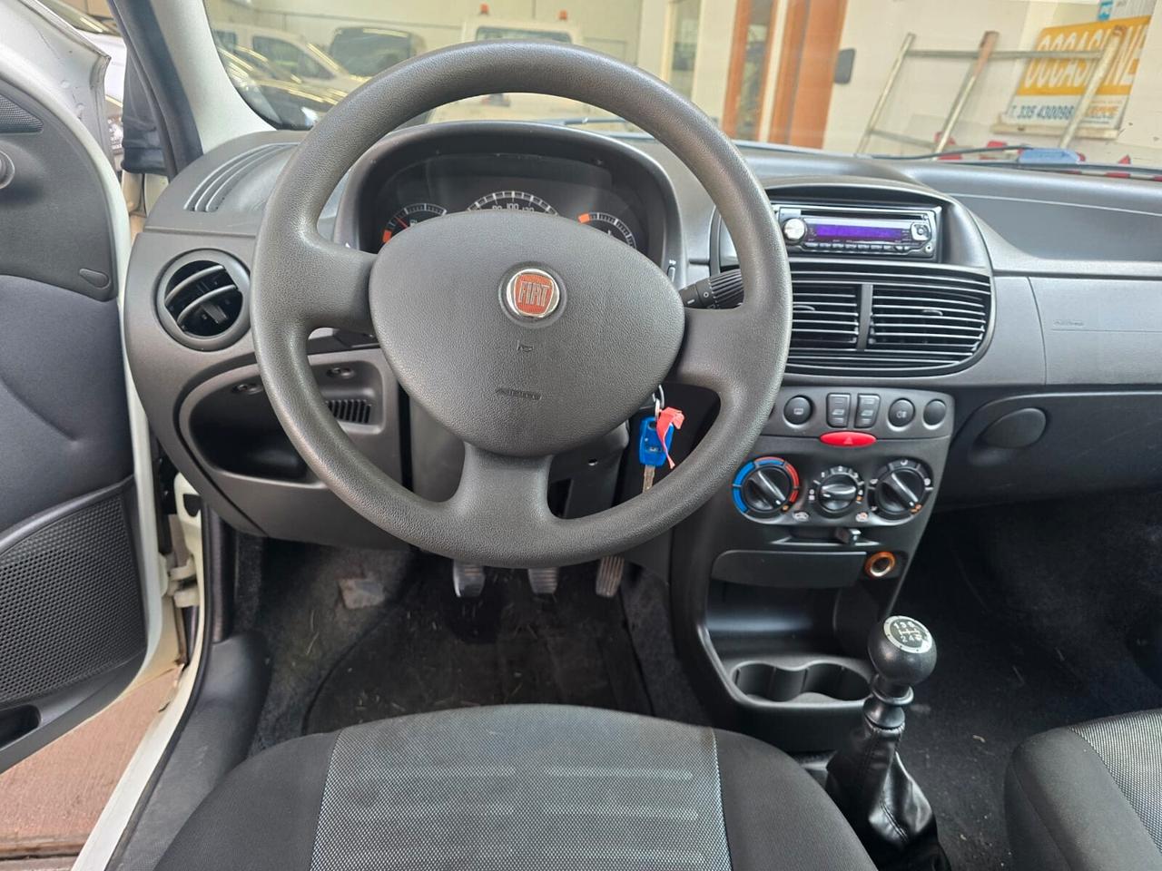 Fiat Punto Classic 1.2 5 porte Natural Power rate da 99,00