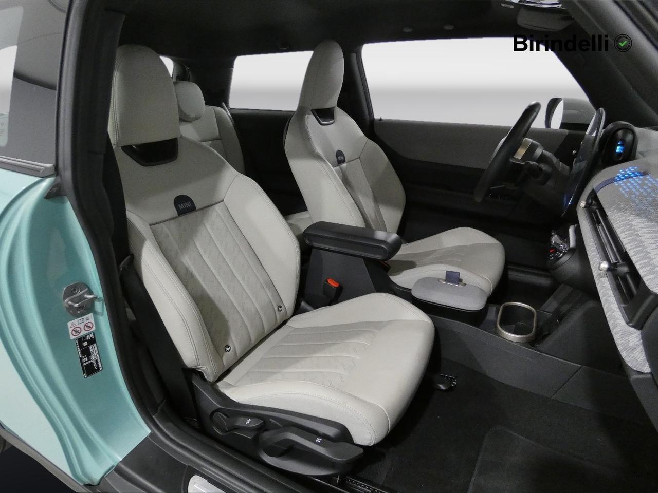 MINI Mini 5ª serie (F66) - Mini Cooper C Favoured