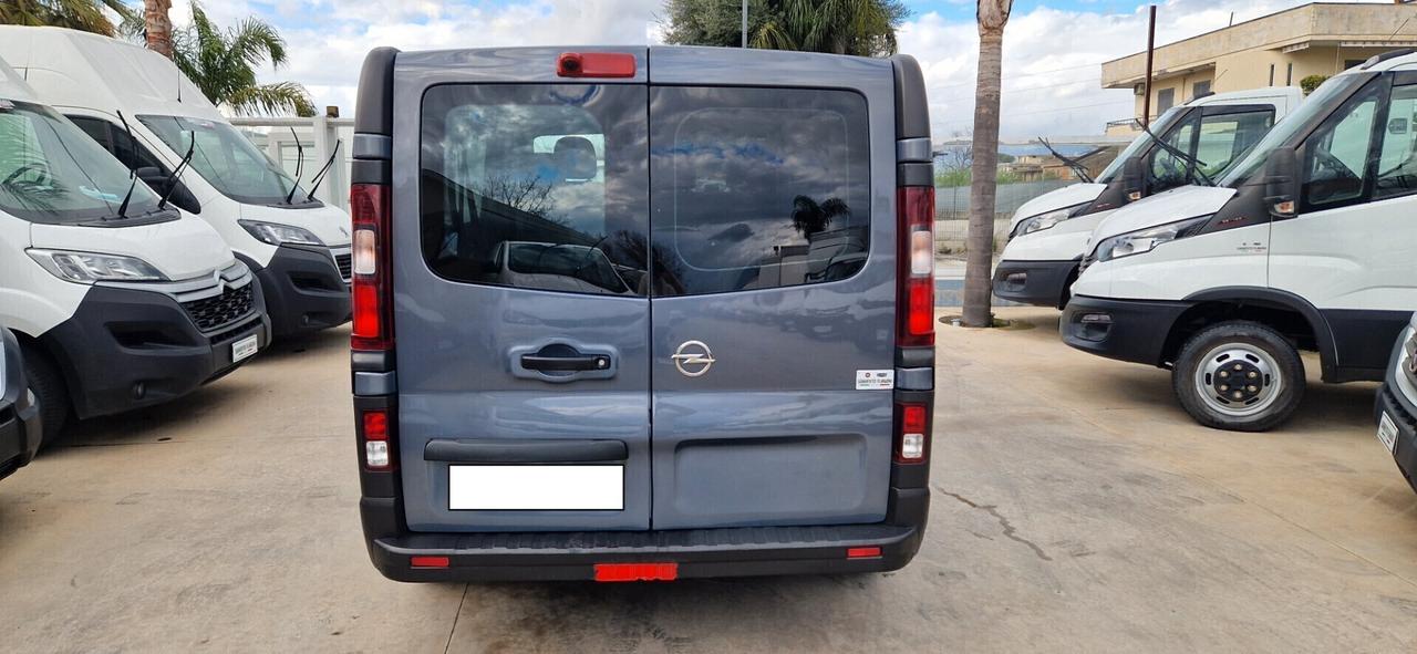 Opel Vivaro 6 POSTI 1.6 MJT 120 CV- AUTOCARRO