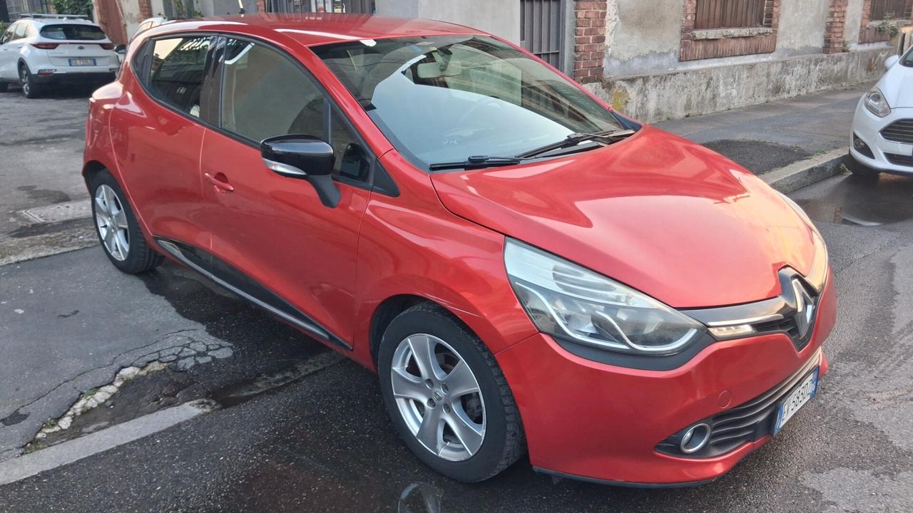Renault Clio 1.5 dCi 8V 75CV 5 porte Wave