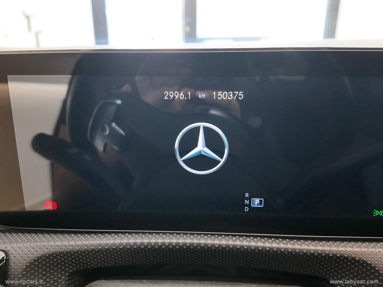 MERCEDES-BENZ A 180 d Automatic Premium AMG TETTO APRIB.