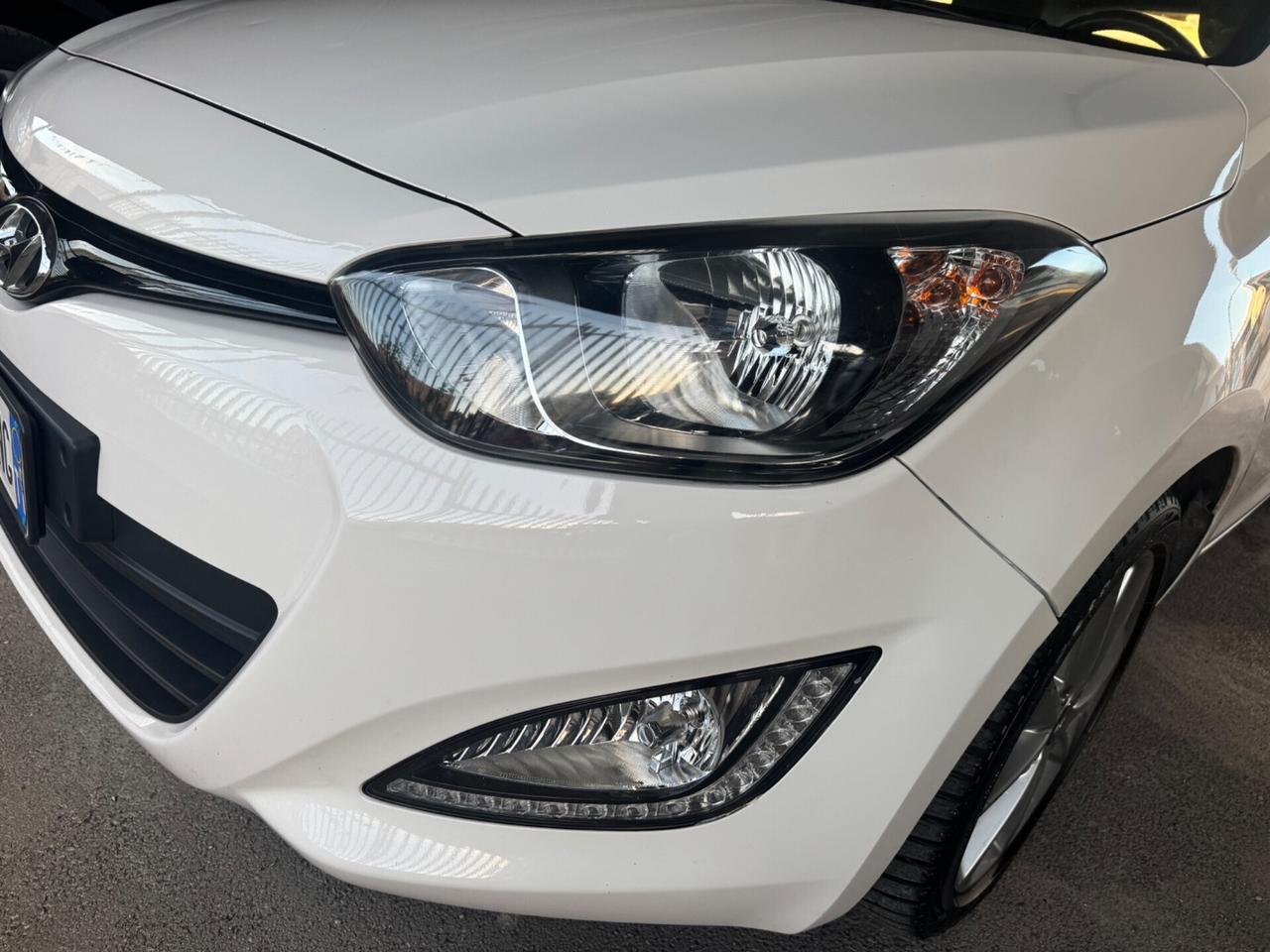 Hyundai i20 1.4 CRDi 5p. Sound Edition