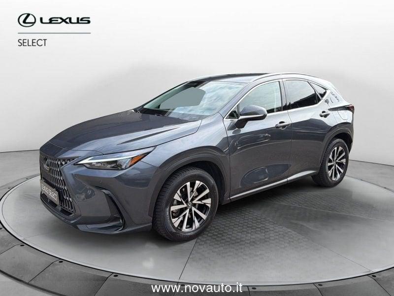 Lexus NX Hybrid Premium 4WD MY22