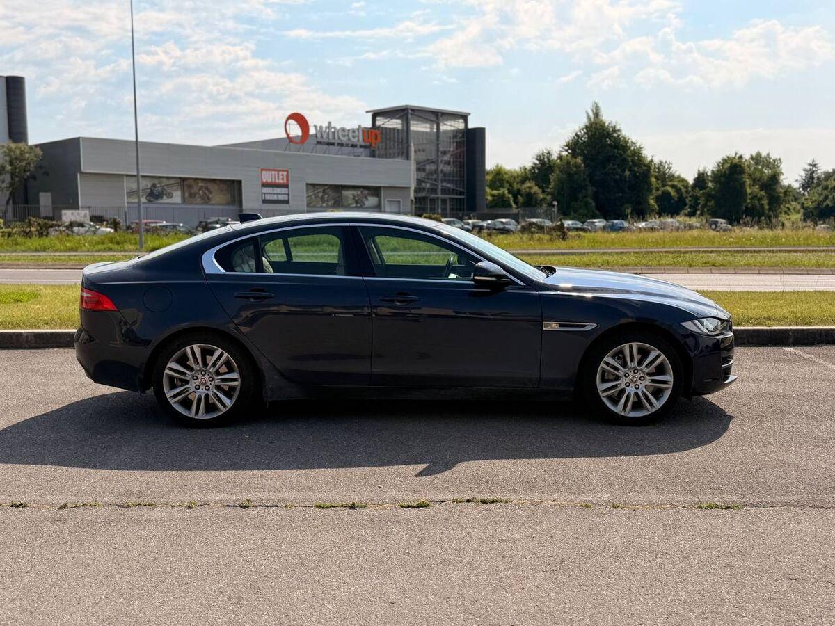 Jaguar XE Berlina XE 2.0d Prestige Business edition awd 180cv auto