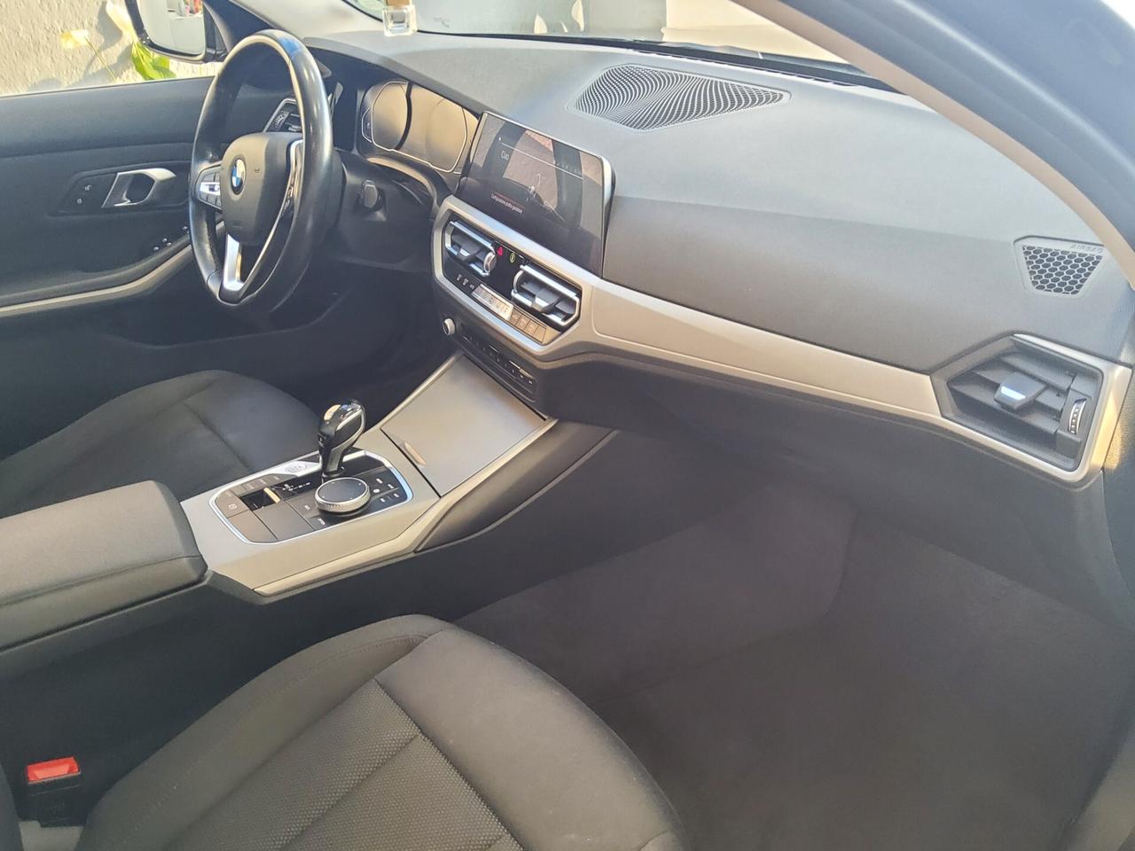 Bmw 318 318d 48V Touring Business Advantage