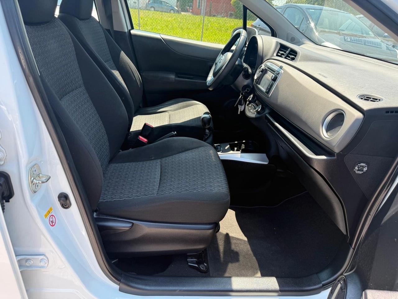 Toyota Yaris 1.0 5 porte Benz OK PER NEOPATENTATI