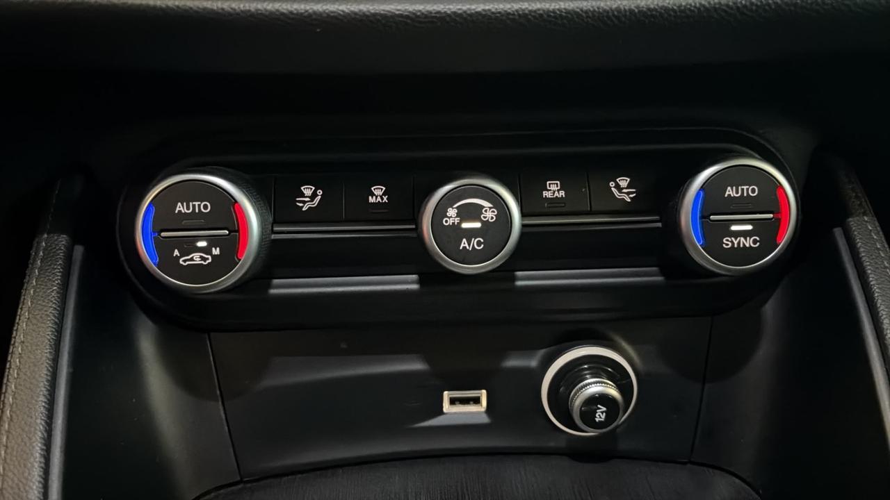 Alfa Romeo Stelvio 2.2 Turbodiesel 190 CV AT8 Q4 Sport-Tech