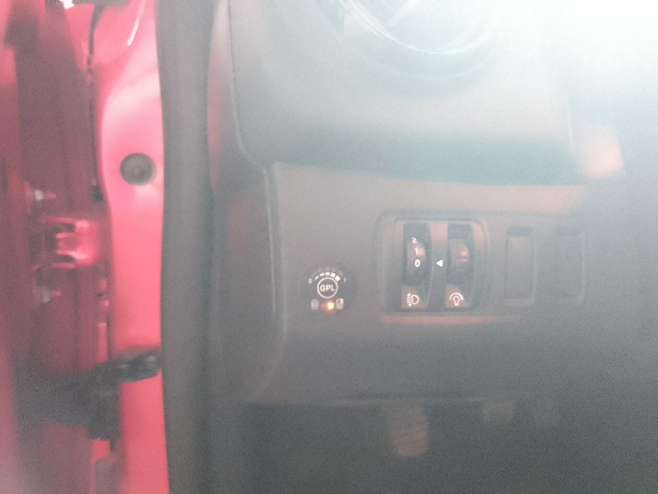 Renault Clio 1.2 75CV GPL 5 porte Live 4 SERIE