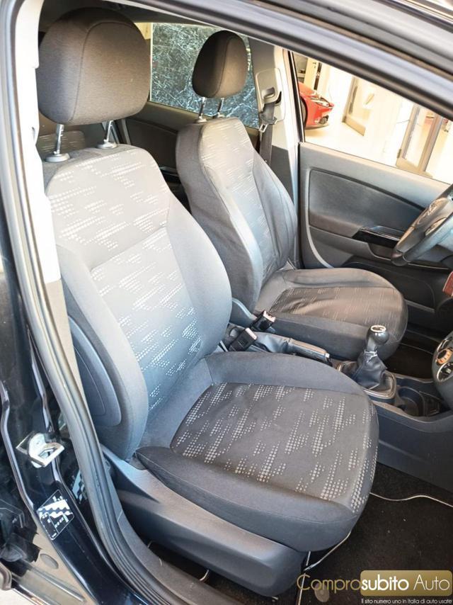 OPEL Corsa 1.2 5 porte Cosmo