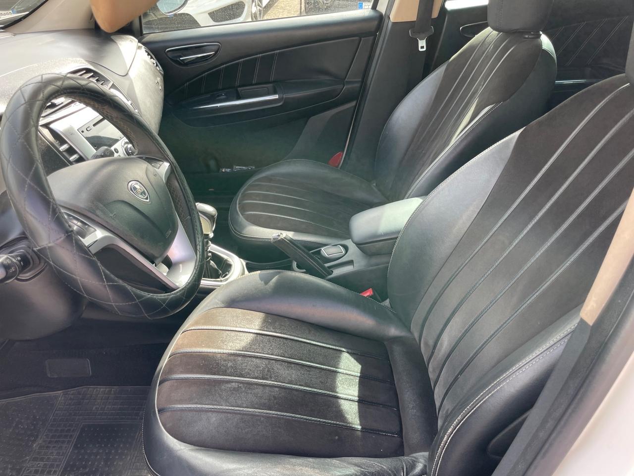 Lancia Delta 1.6 MJT DPF Platino