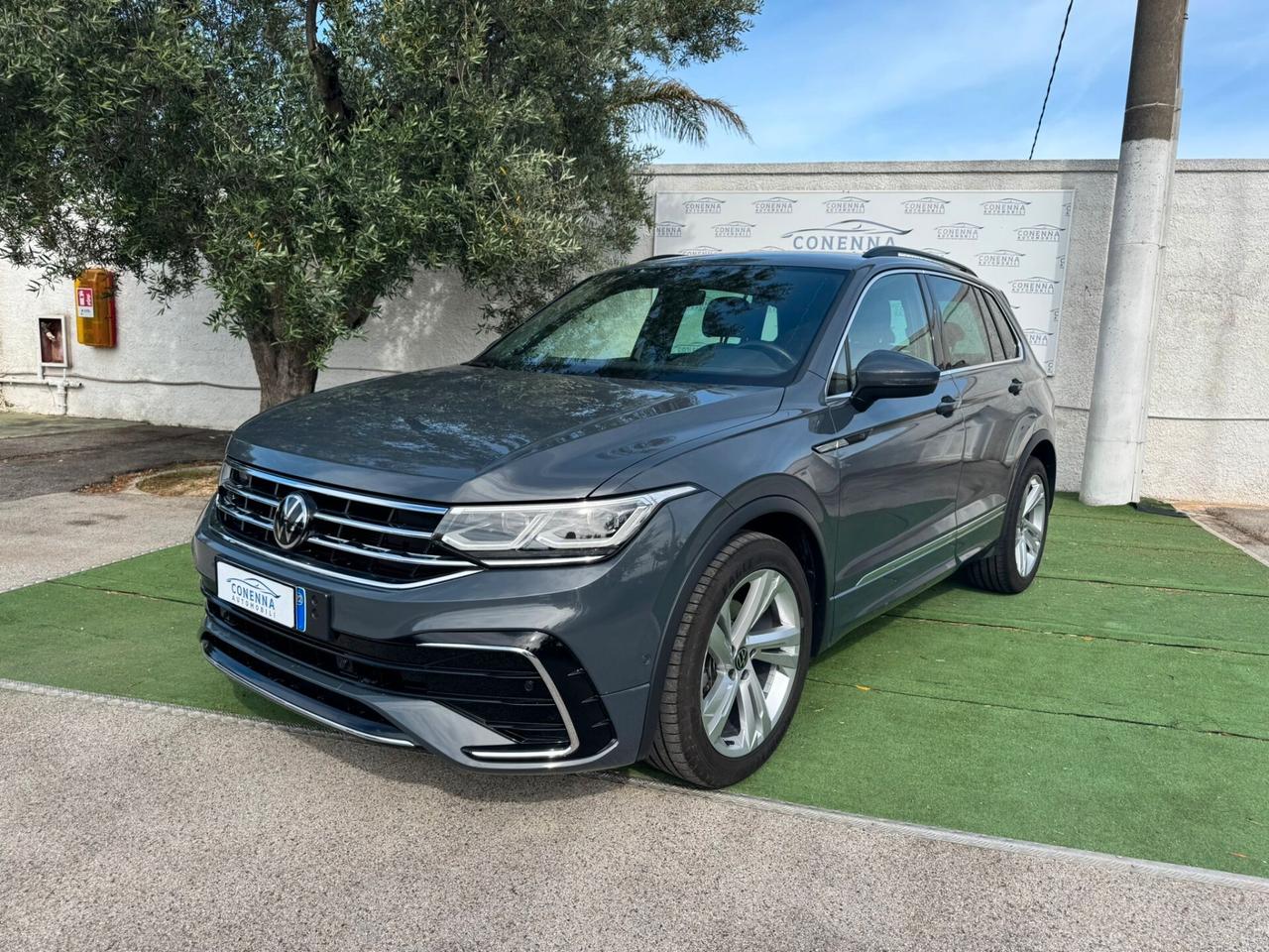 Volkswagen Tiguan 2.0 TDI 150 CV SCR DSG R-Line