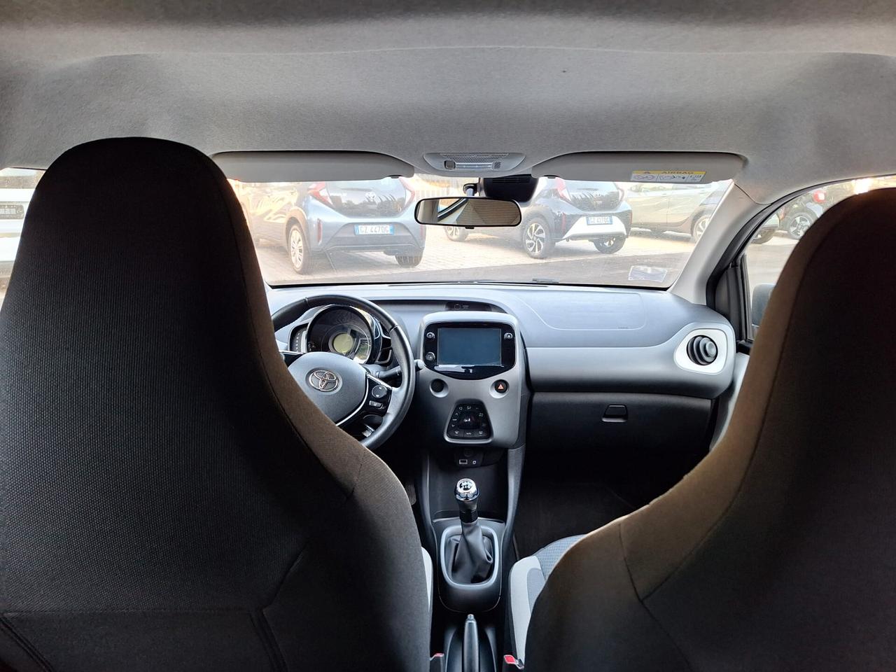 Toyota Aygo Connect 1.0 VVT-i 72 CV 5 porte x-fun