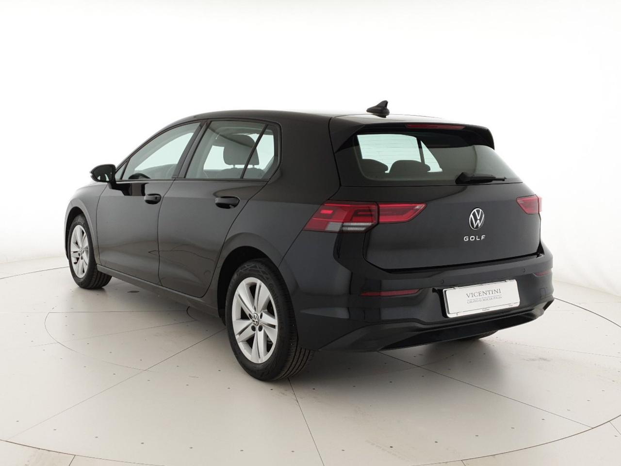 Volkswagen Golf 1.5 tgi life 130cv