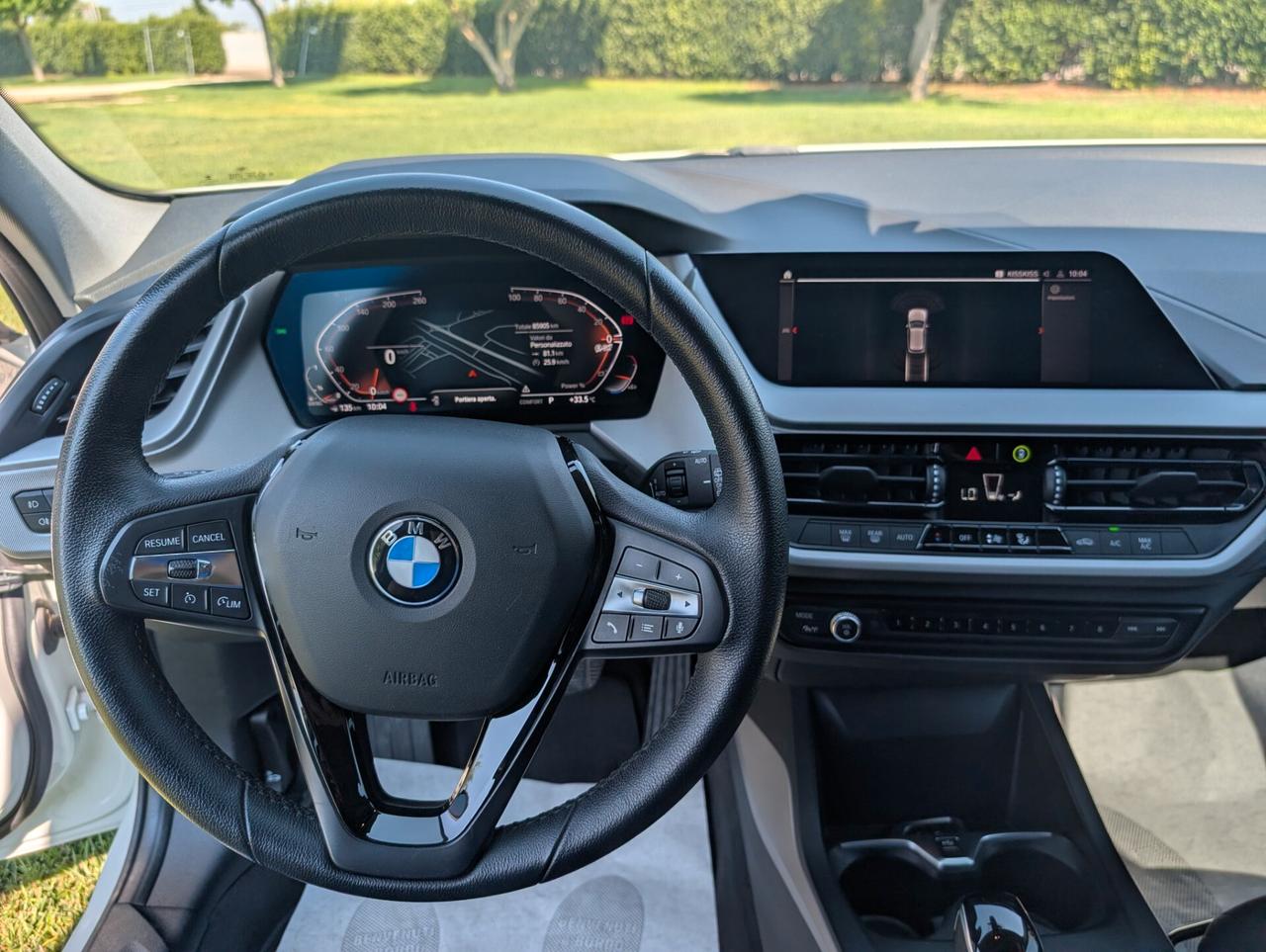 Bmw 116 116d 5p. Msport