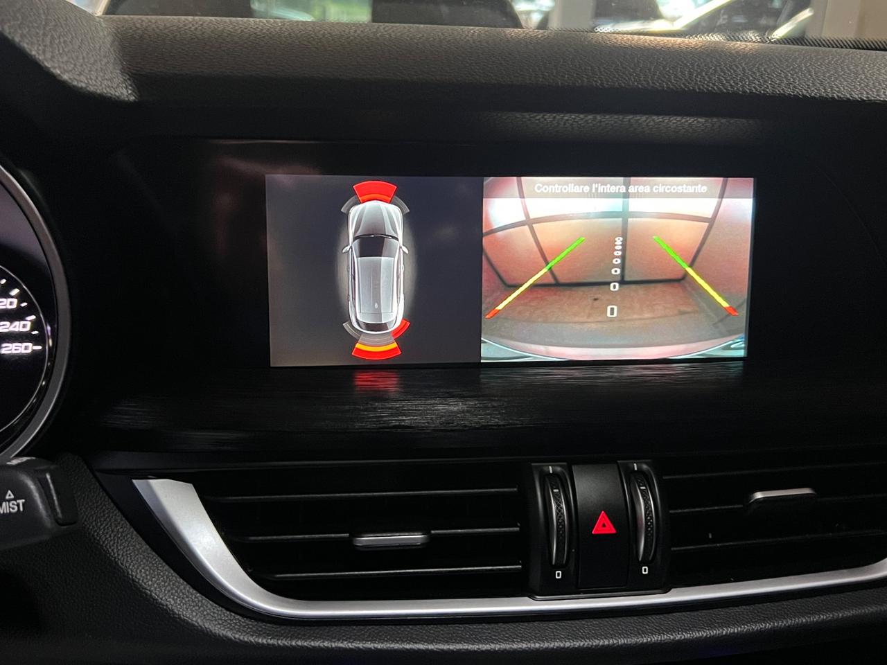 Alfa Romeo Stelvio 2.2 Turbodiesel 160 CV AT8 RWD Sport-Tech