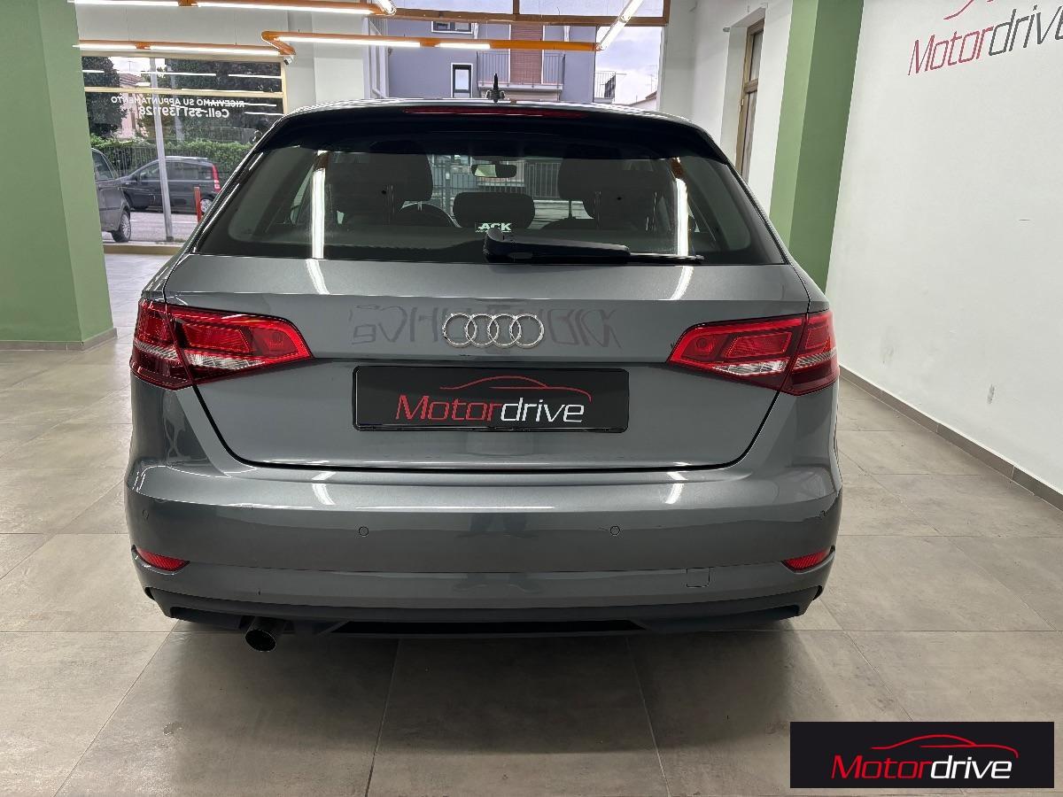 AUDI - A3 Sportback - 1.6 TDI clean diesel S tronic Business