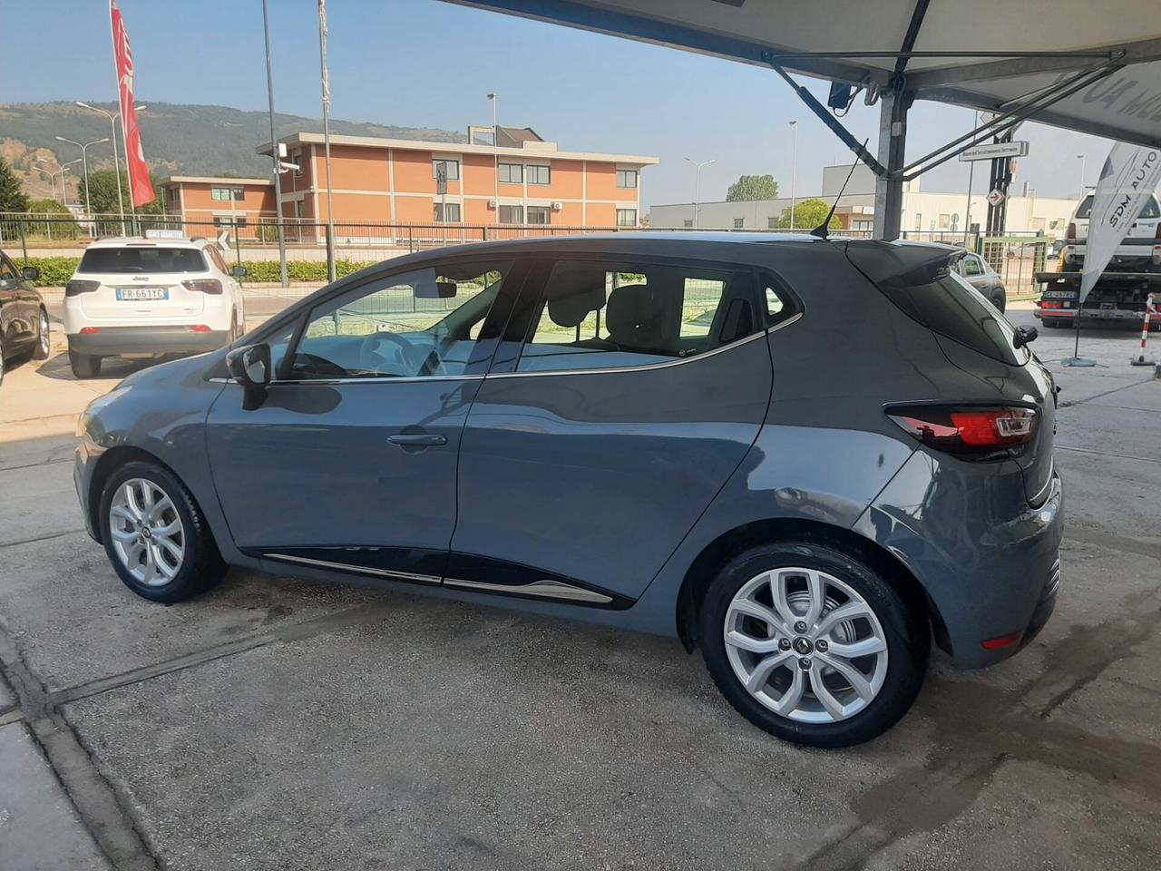 Renault Clio dCi 8V 75 CV 5 porte Moschino Life