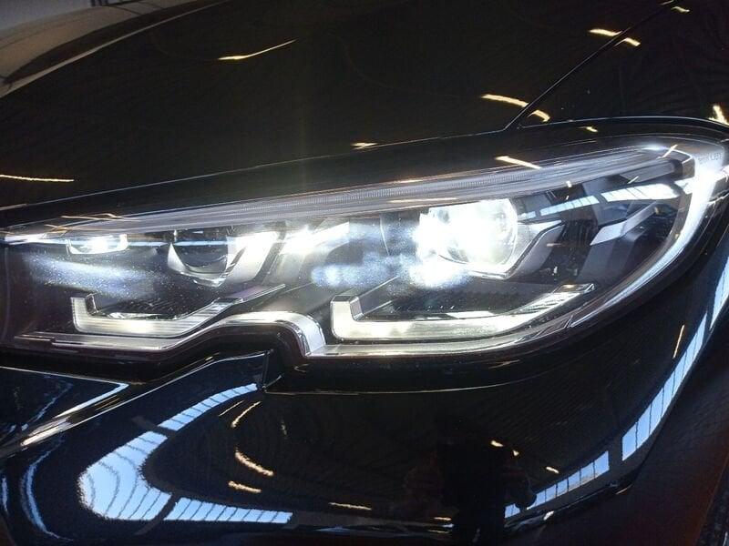 BMW Serie 3 320d Touring mhev 48V xdrive Msport auto