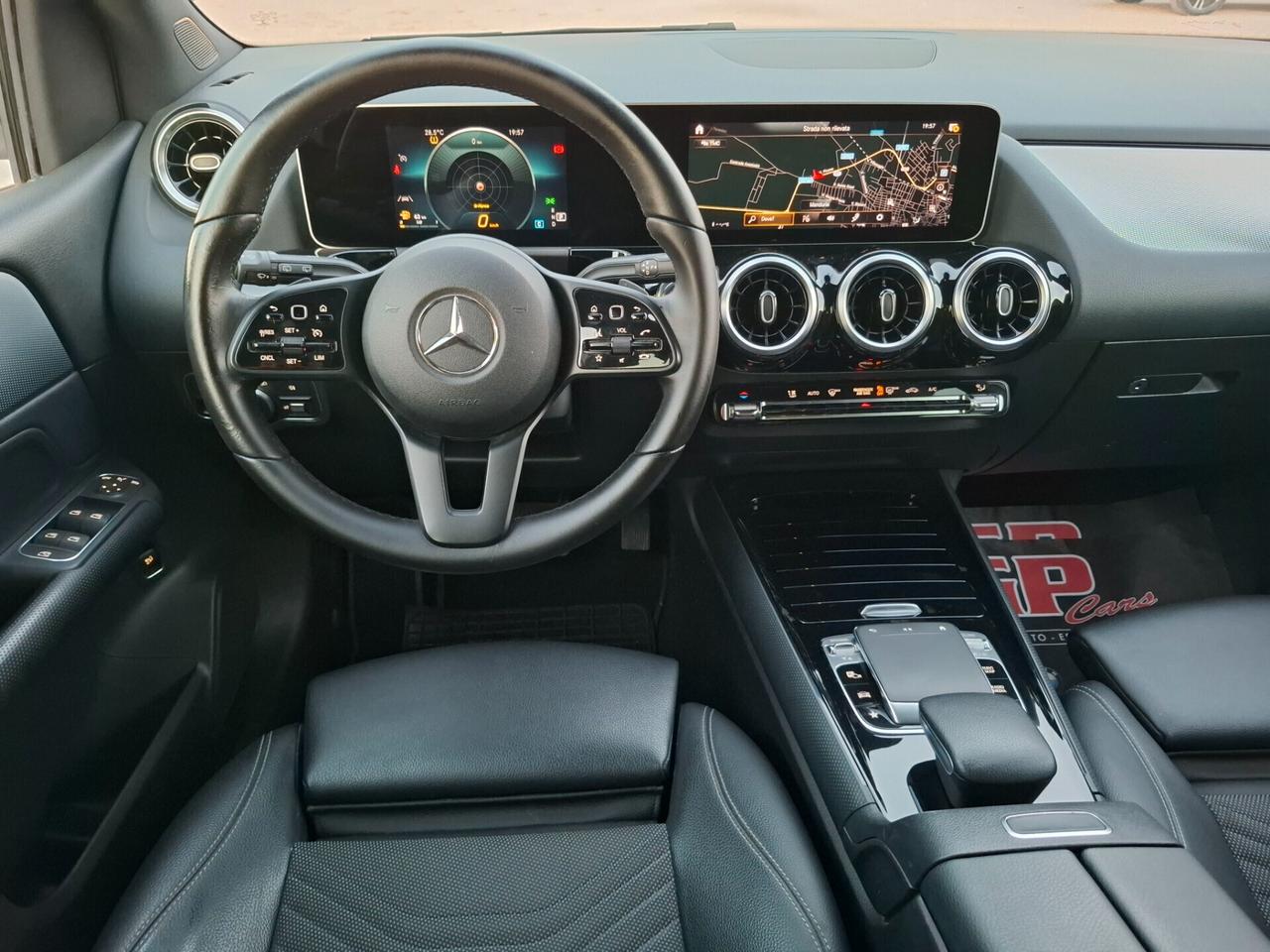 Mercedes B 180 d 115cv AUTOM. *NAVY-VIRTUAL- LED*