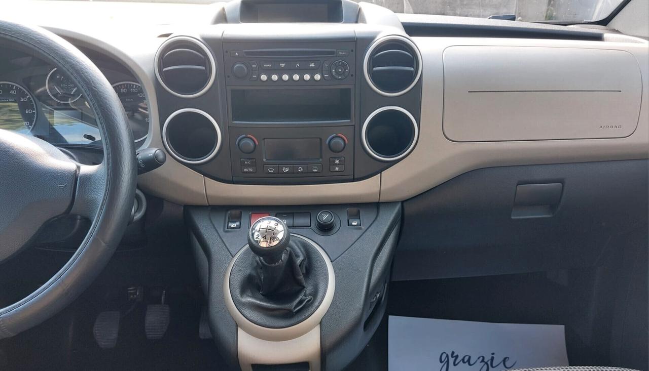 Peugeot Partner 1.6 Diesel 7 posti Neopatentati