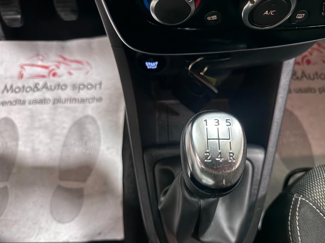 Renault Clio 1.2 75CV 5 porte Intens