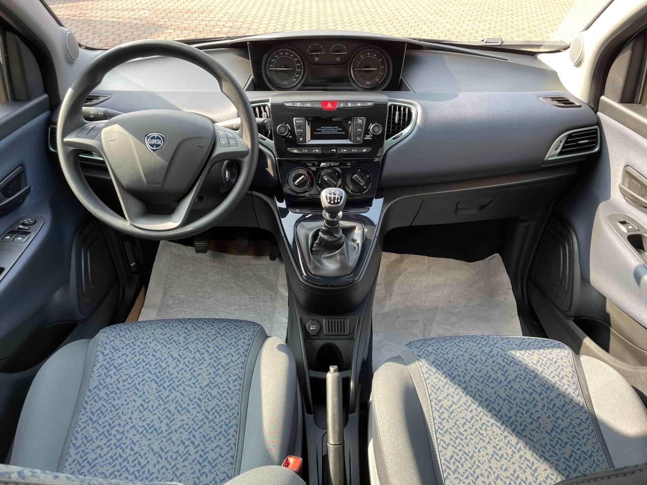 Lancia Ypsilon 1.0 FireFly 5 porte S&S Hybrid Oro