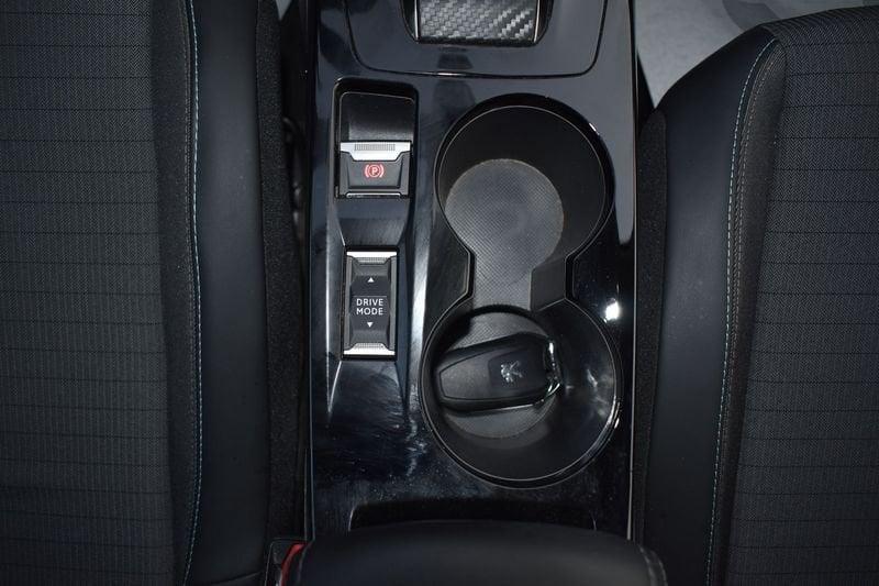 Peugeot 2008 2008 PureTech 130 S&S EAT8 Allure