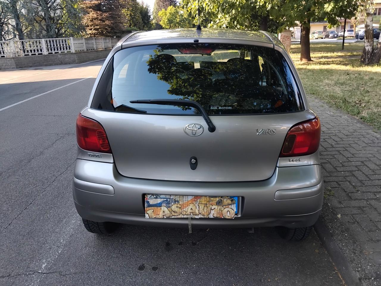 Toyota Yaris 1.0i 16V cat 5 porte KM 130 IDEALE PER NEO PATENTATI A 2.499 EURO