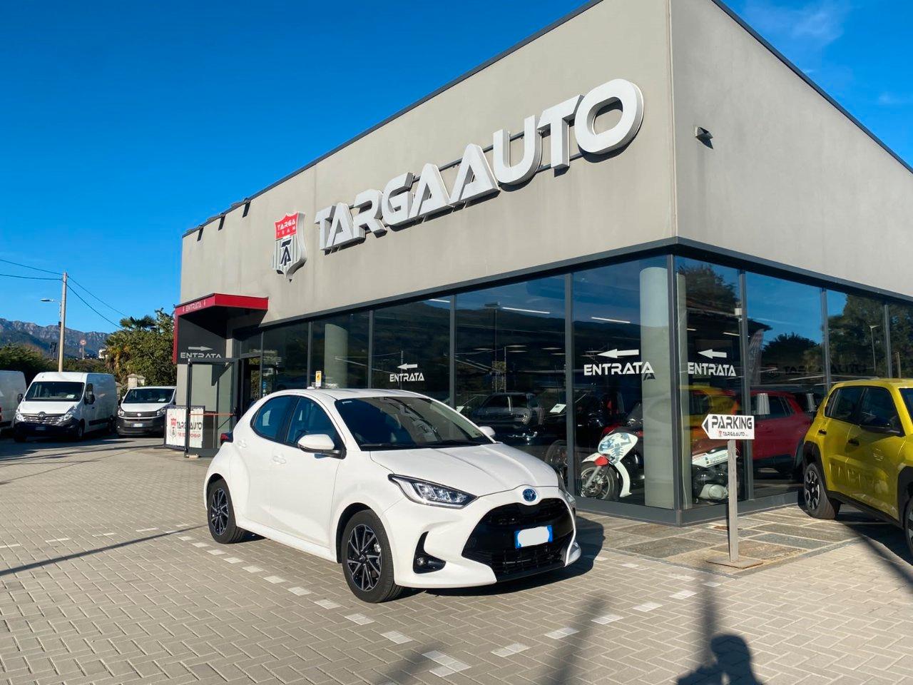 Toyota Yaris 1.5h Lounge