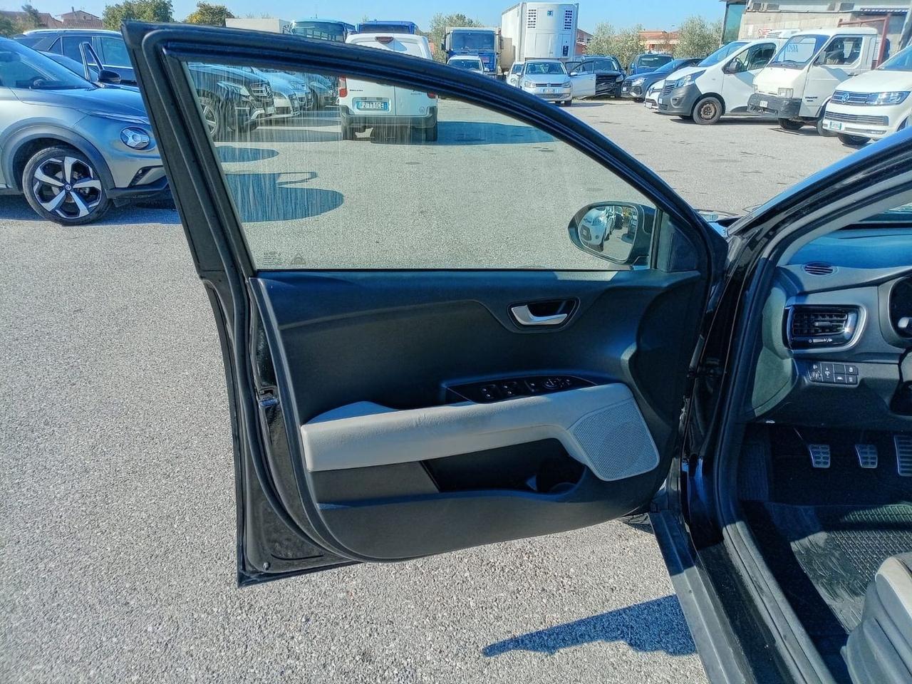 Kia Stonic Energy 1.6 CRDi  #7269