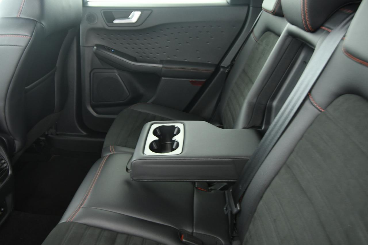 FORD Kuga 1.5 ecoblue ST-Line X 2wd 120cv auto NEOPATENTATI+CAMERA+PELLE