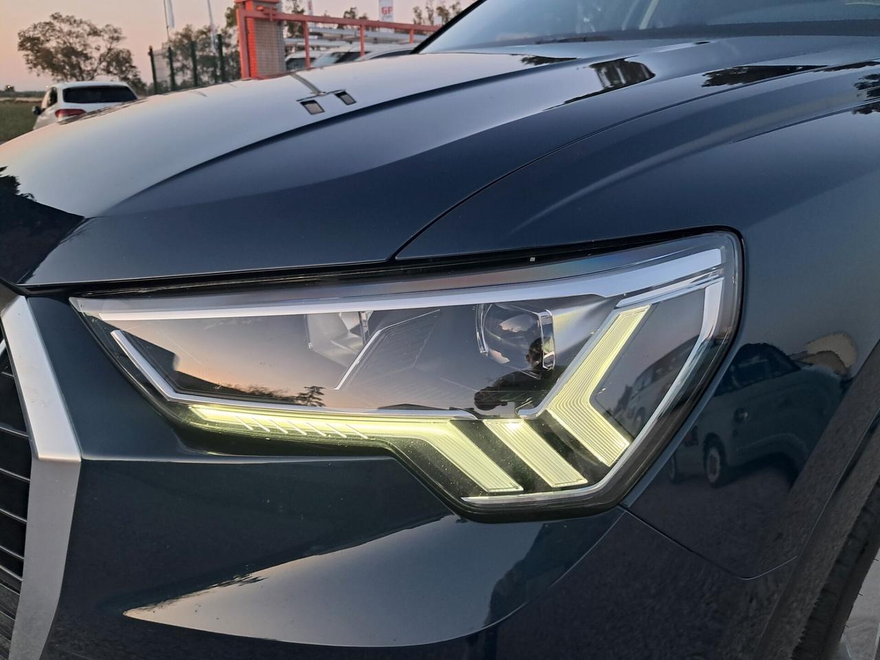 Audi Q3 35 TDI 150cv S Tronic * TETTO-FARI MATRIX-LED-NAVY*