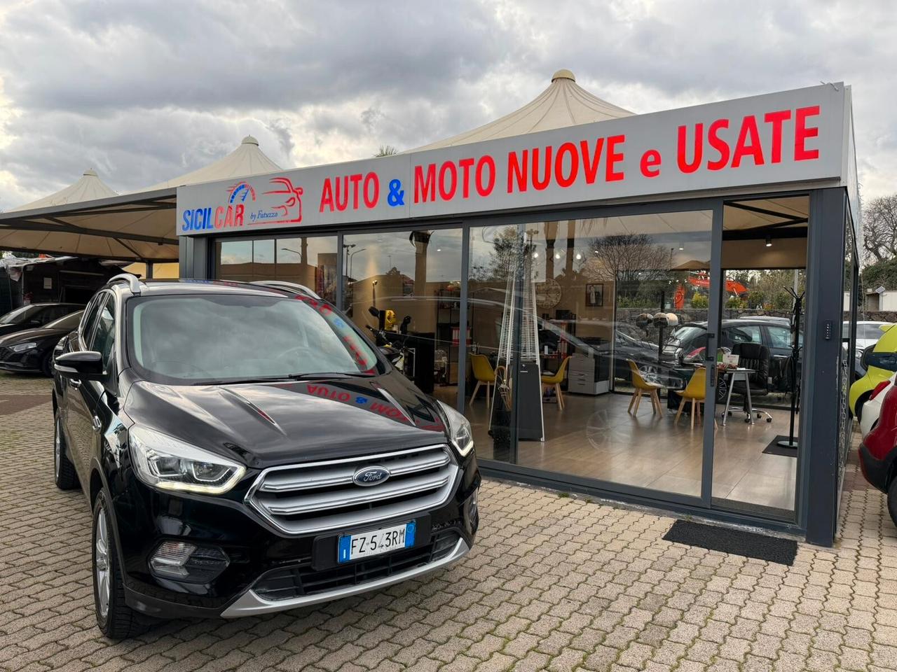 Ford Kuga 2.0 TDCI 120 CV S&S 2WD Powershift ST-Line