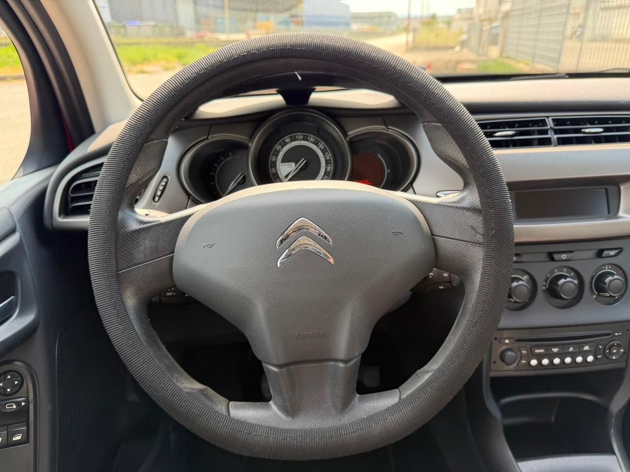Citroen C3 1.2 VTi 82 Exclusive 124000 KM